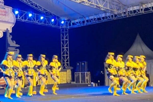 Jadi Duta Seni Kabupaten Purworejo, Tari Ndolalak Menangi Festival Perbatasan Kulonprogo