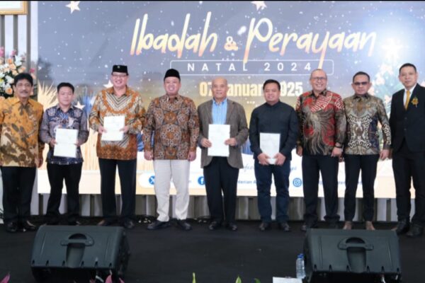 Gelar Perayaan Natal Tahun 2024, Menteri Nusron: Wujud Tidak Adanya Diskriminasi dan Dominasi Mayoritas di Kementerian ATR/BPN