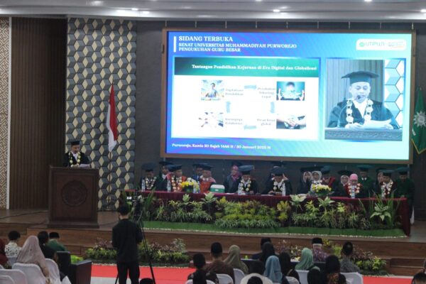 Universitas Muhammadiyah Purworejo Tambah 2 Guru Besar, Sampaikan Orasi Ilmiah Saat Pengukuhan