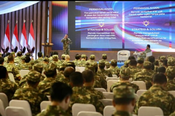 Berikan Pembekalan Kepala Daerah di Magelang, Menteri Nusron Soroti Reformasi Agraria, dan Percepatan RDTR untuk Investasi