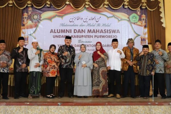 Jadi Alumni Undaris, di Acara Halal Bihalal Bupati Purworejo Purworejo Kenang Saat Masa Kuliah