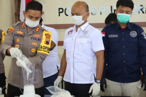 Polres Purworejo Musnahkan 841 Gram Sabu, Diblender dan Dicampur Deterjen