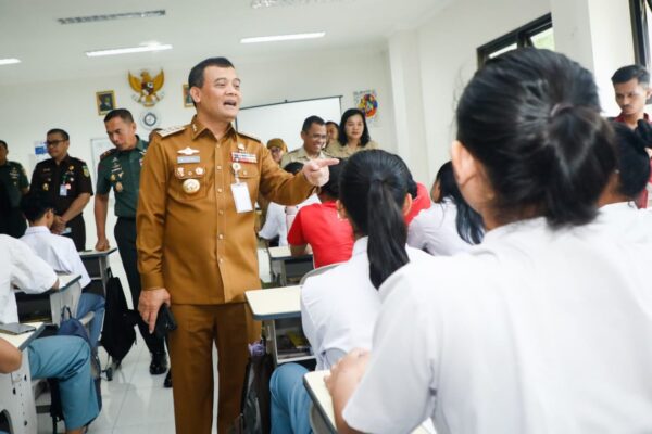 100 Hari Kinerja Luthfi-Yasin, Sekolah Swasta Sambut Antusias Program Sekolah Gratis dari Pemprov Jateng